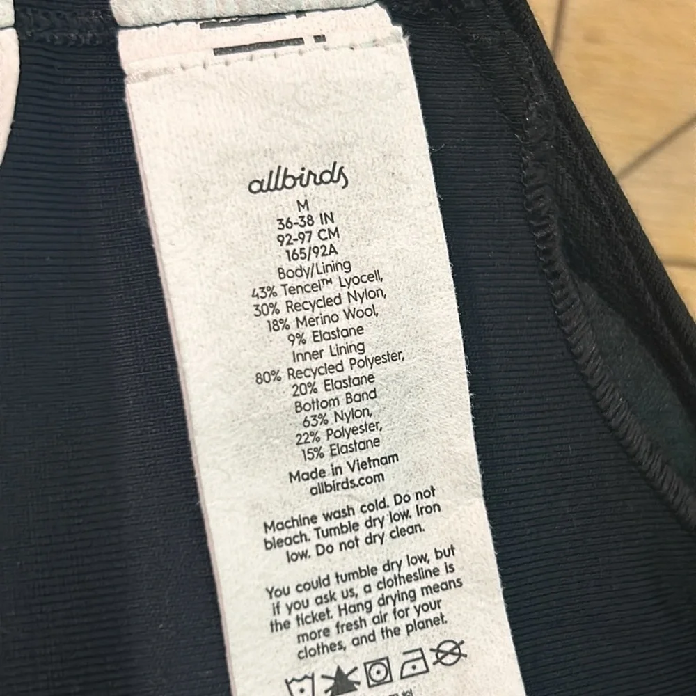 Allbirds Performance Natural Sports Bra Merino Wool Blend Black Medium NWT - Picture 6 of 7